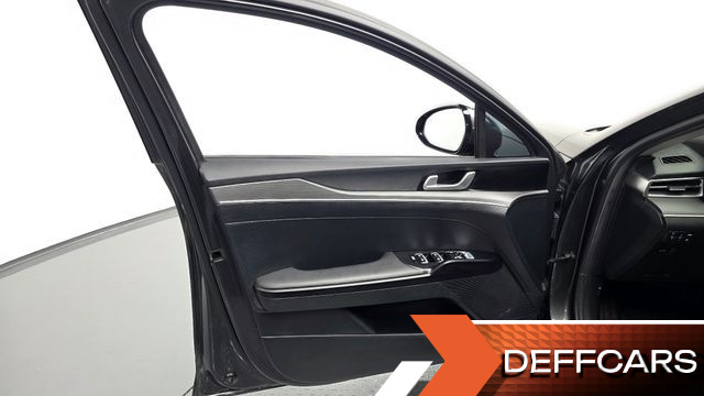 Kia K5 2.0 Prestige купить на сайте DeffCars
