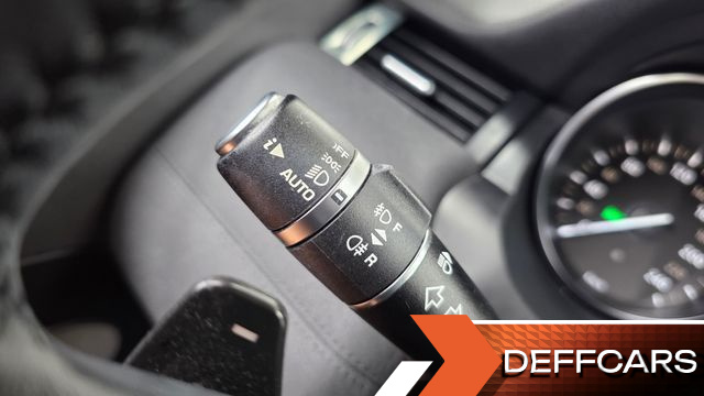 Land Rover RANGE ROVER EVOQUE 2.0 TD4 SE купить на сайте DeffCars