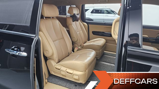 Kia CARNIVAL Gasoline 7-Seater Limousine President купить на сайте DeffCars