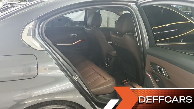 BMW 3-SERIES 320i Luxury купить на сайте DeffCars