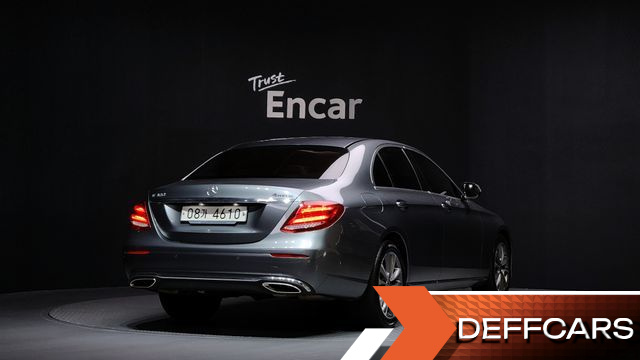 Mercedes E-CLASS E300 4MATIC Avnatgarde купить на сайте DeffCars