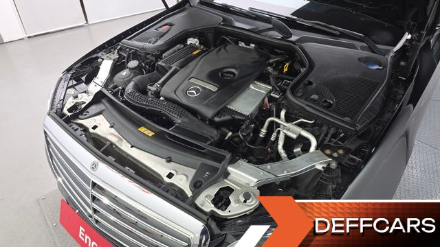 Mercedes E-CLASS E300 4MATIC Exclusive купить на сайте DeffCars
