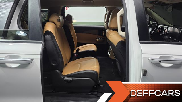 Kia CARNIVAL 9-Seater Prestige купить на сайте DeffCars
