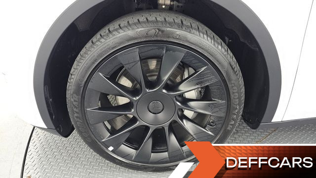 Tesla MODEL Y Long Range AWD купить на сайте DeffCars