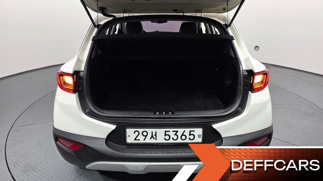 Kia STONIC 1.4 Trendy купить на сайте DeffCars