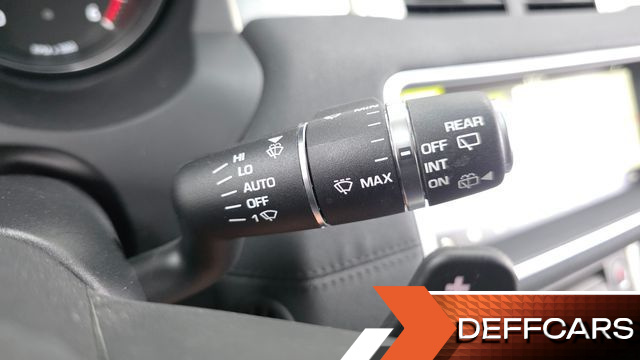 Land Rover RANGE ROVER EVOQUE 2.0 TD4 SE купить на сайте DeffCars