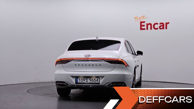Hyundai GRANDEUR 2.5 Le Blanc купить на сайте DeffCars