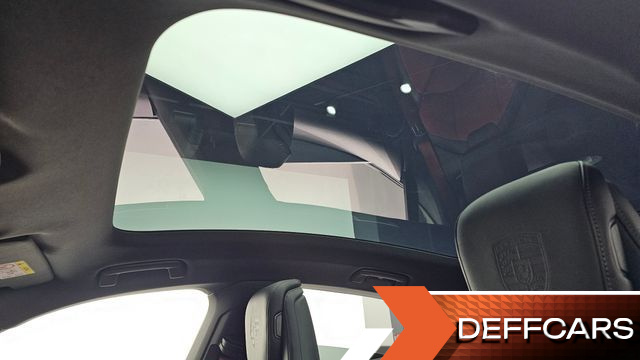 Porsche TAYCAN 4S купить на сайте DeffCars