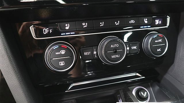 Volkswagen ARTEON 2.0 TDI Premium купить на сайте DeffCars