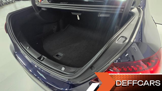 Mercedes E-CLASS E220d 4MATIC AMG Line купить на сайте DeffCars