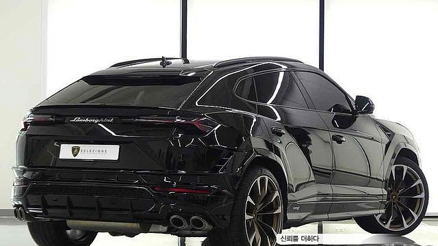 Lamborghini URUS 4.0 V8 S купить на сайте DeffCars