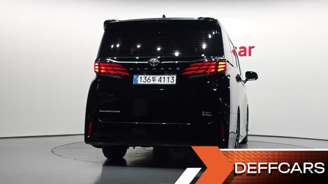 Toyota ALPHARD 2.5 HEV Executive AWD купить на сайте DeffCars