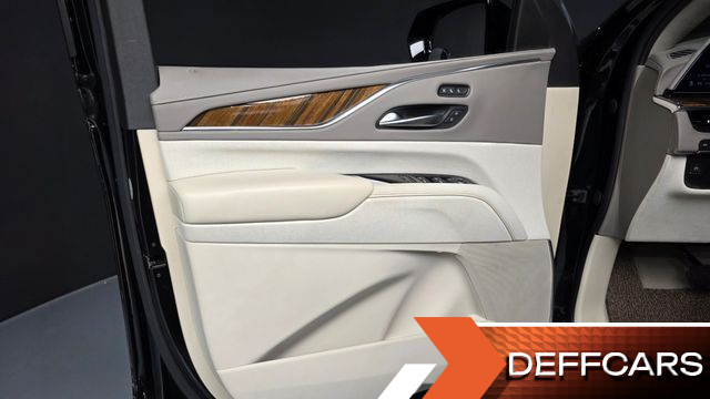 Cadillac ESCALADE 6.2 Sports Platinum купить на сайте DeffCars
