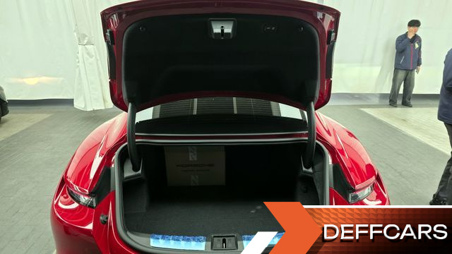 Porsche TAYCAN 4S купить на сайте DeffCars