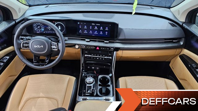 Kia CARNIVAL 7-Seater Signature купить на сайте DeffCars