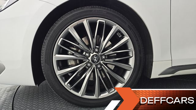Hyundai GRANDEUR 2.4 Premium Special купить на сайте DeffCars