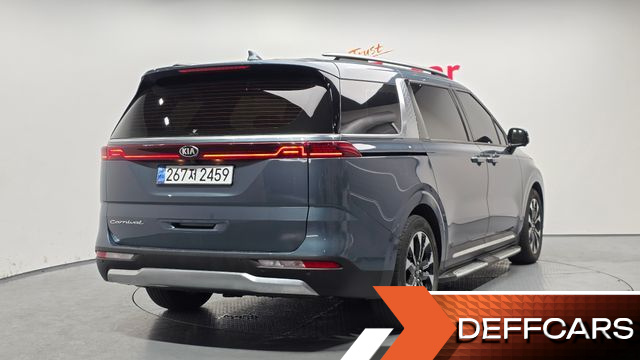 Kia CARNIVAL 9-Seater Noblesse купить на сайте DeffCars