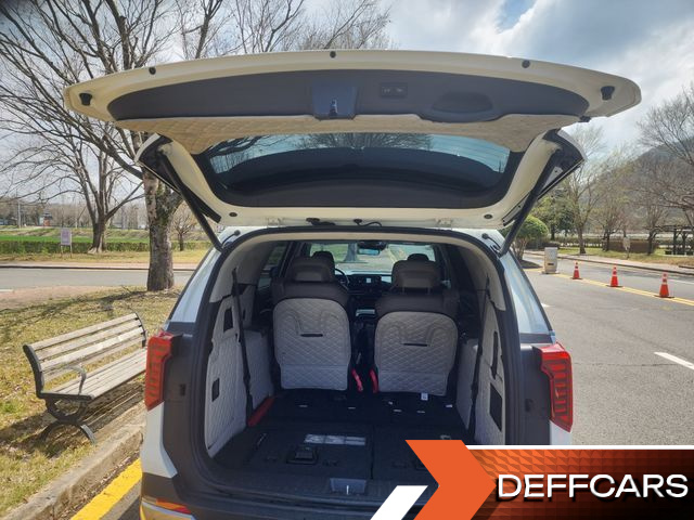 Kia CARNIVAL 7-Seater Signature купить на сайте DeffCars