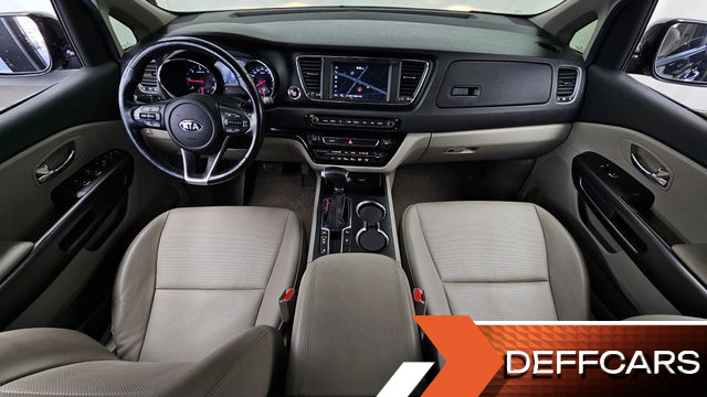 Kia CARNIVAL 9-Seater Luxury купить на сайте DeffCars