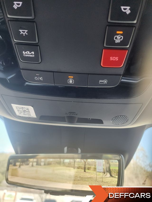 Kia CARNIVAL 7-Seater Signature купить на сайте DeffCars