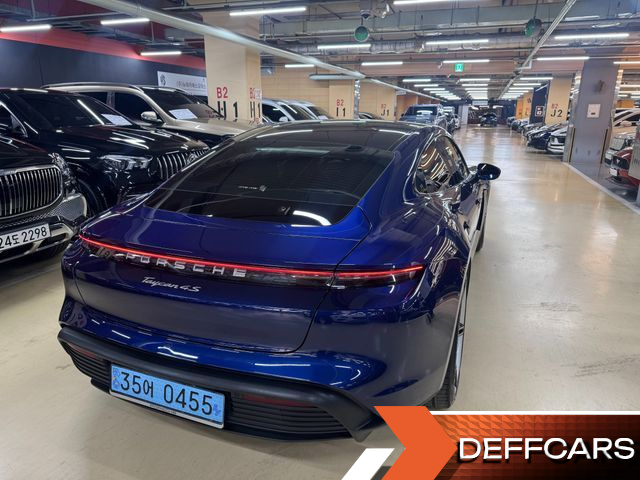 Porsche TAYCAN 4S купить на сайте DeffCars
