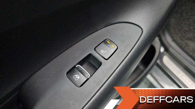 Hyundai GRANDEUR 2.5 Premium Choice купить на сайте DeffCars
