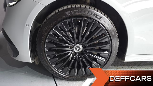 Mercedes E-CLASS E300 4MATIC AMG Line Premiere Special купить на сайте DeffCars