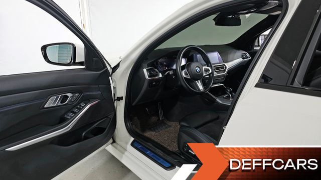 BMW 3-SERIES 320i M Sport купить на сайте DeffCars