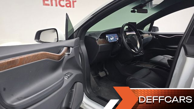 Tesla MODEL X 75D купить на сайте DeffCars