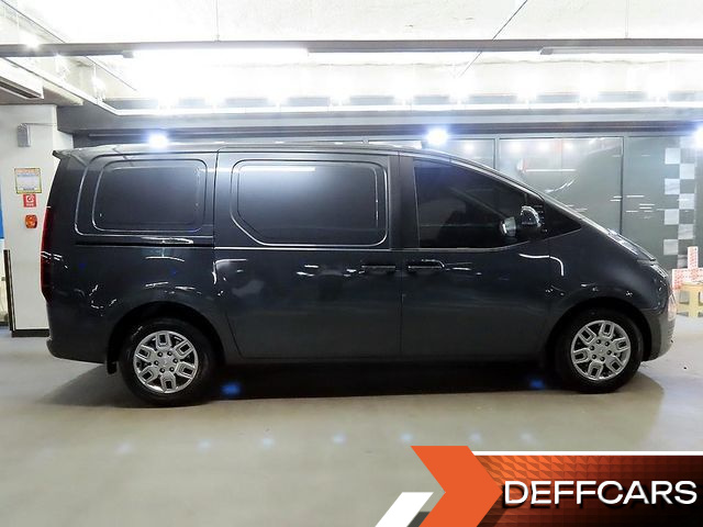 Hyundai STARIA Cargo 3-Seater Modern купить на сайте DeffCars