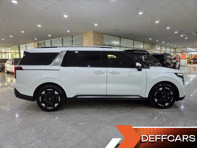 Kia CARNIVAL 7-Seater Outdoor Noblesse купить на сайте DeffCars