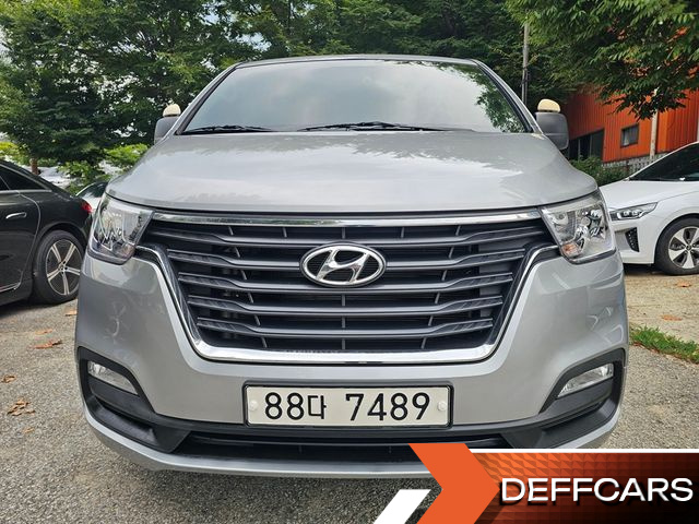 Hyundai STAREX Van 3-Seater Smart купить на сайте DeffCars