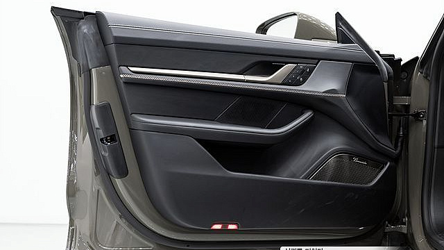 Porsche TAYCAN Turbo купить на сайте DeffCars
