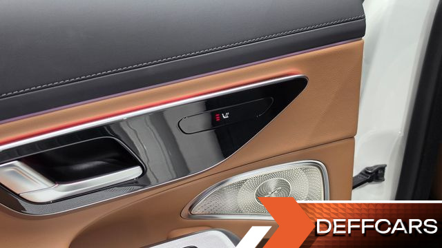 Mercedes E-CLASS E300 4MATIC Exclusive купить на сайте DeffCars