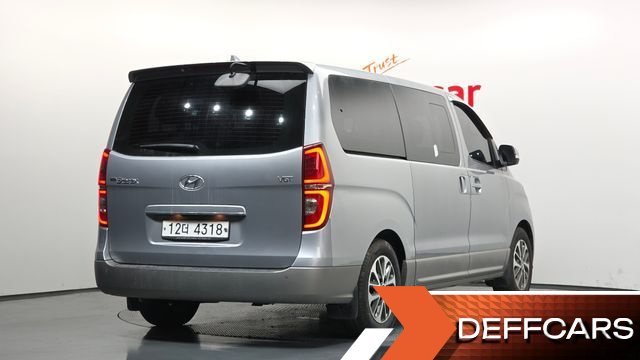 Hyundai STAREX Urban 9-Seater Exclusive купить на сайте DeffCars
