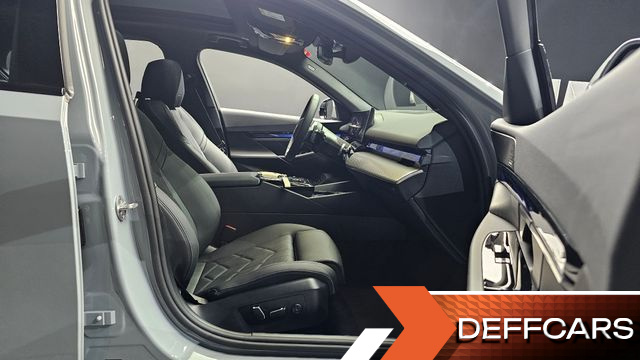 BMW 5-SERIES 520i M Sport купить на сайте DeffCars