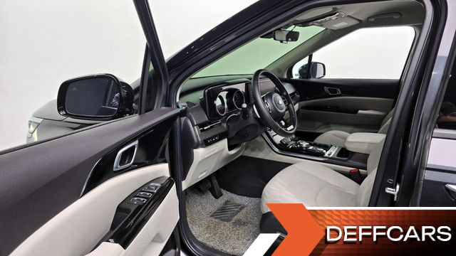 Kia CARNIVAL 9-Seater Noblesse купить на сайте DeffCars
