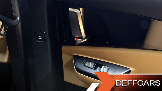 Kia CARNIVAL 9-Seater Prestige купить на сайте DeffCars