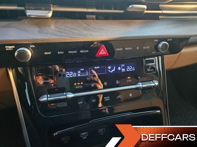 Kia CARNIVAL Diesel 9-Seater Signature купить на сайте DeffCars