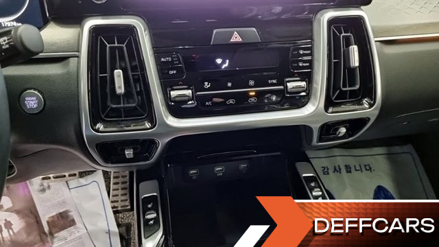 Kia SORENTO Gasoline 2.5T 2WD Gravity купить на сайте DeffCars