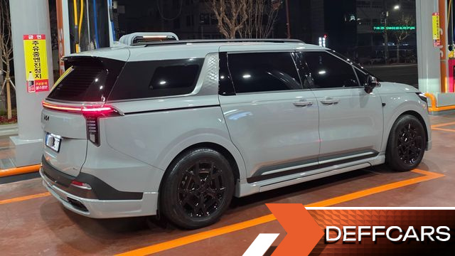 Kia CARNIVAL Gasoline 7-Seater Gravity купить на сайте DeffCars