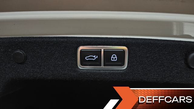 Hyundai GRANDEUR 2,5 Gasoline 2WD Exclusive купить на сайте DeffCars