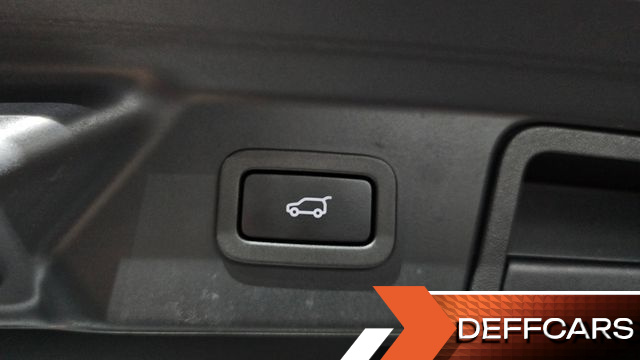 Land Rover RANGE ROVER VELAR 3.0 P400 R-Dynamic HSE купить на сайте DeffCars