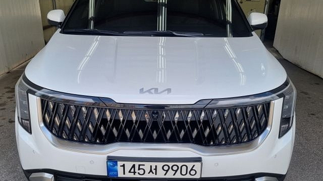Kia CARNIVAL Gasoline 9-Seater Noblesse купить на сайте DeffCars