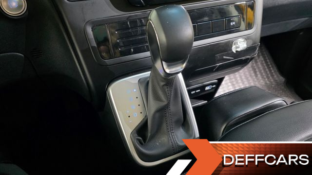 Hyundai STARIA L3.5  Kinder Safety Car 11-Seater купить на сайте DeffCars