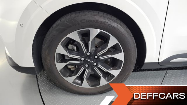 Kia CARNIVAL Gasoline 7-Seater Signature купить на сайте DeffCars