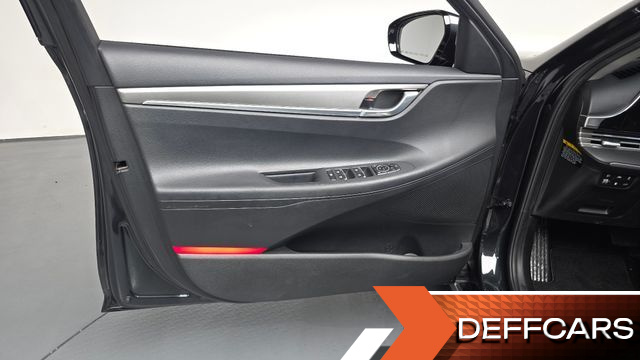 Hyundai GRANDEUR 2.5 Premium Choice купить на сайте DeffCars