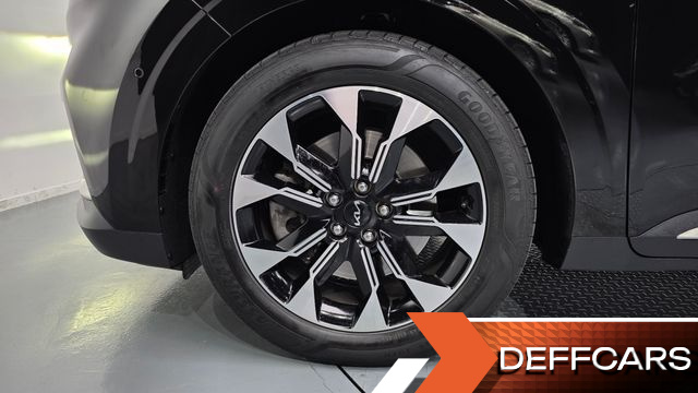 Kia CARNIVAL 9-Seater Noblesse купить на сайте DeffCars