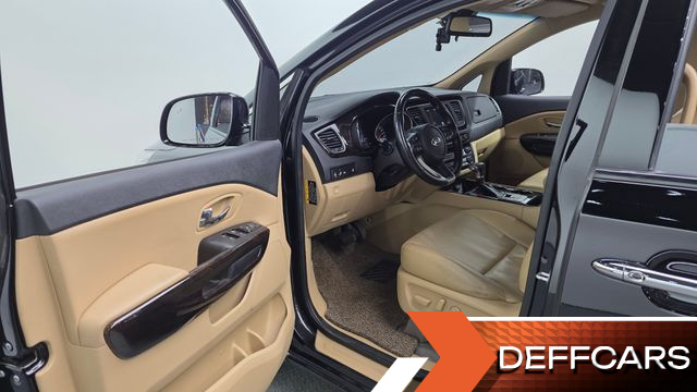 Kia CARNIVAL 9-Seater Prstige купить на сайте DeffCars