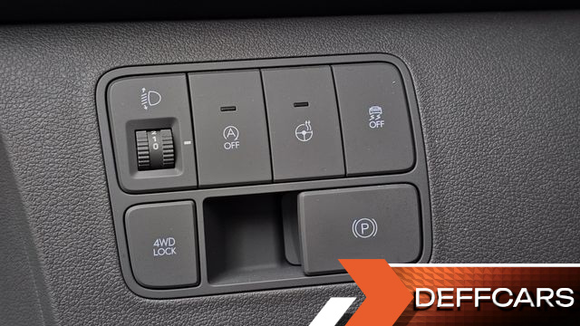 Hyundai STARIA 4WD Lounge 9-Seater Inspiration купить на сайте DeffCars